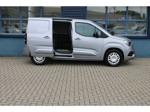 Opel Combo-e 50kWh 136 PK | NAVI | TREKHAAK | CAMERA | CARPLAY | 5,9% RENTE FINANCIAL LEASE! ActivLease financial lease