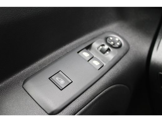 Opel Combo-e 50kWh 136 PK | NAVI | TREKHAAK | CAMERA | CARPLAY | 5,9% RENTE FINANCIAL LEASE! ActivLease financial lease