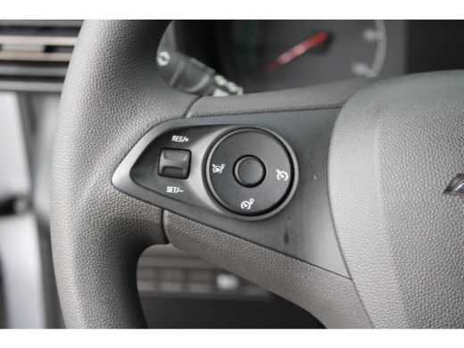 Opel Combo-e 50kWh 136 PK | NAVI | TREKHAAK | CAMERA | CARPLAY | 5,9% RENTE FINANCIAL LEASE! ActivLease financial lease