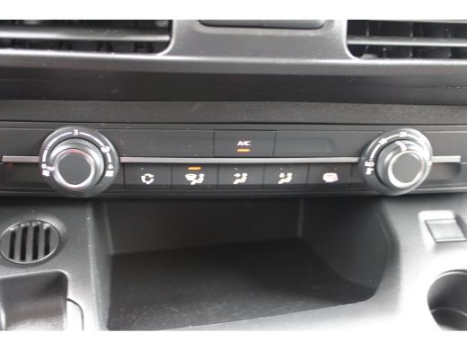 Opel Combo-e 50kWh 136 PK | NAVI | TREKHAAK | CAMERA | CARPLAY | 5,9% RENTE FINANCIAL LEASE! ActivLease financial lease