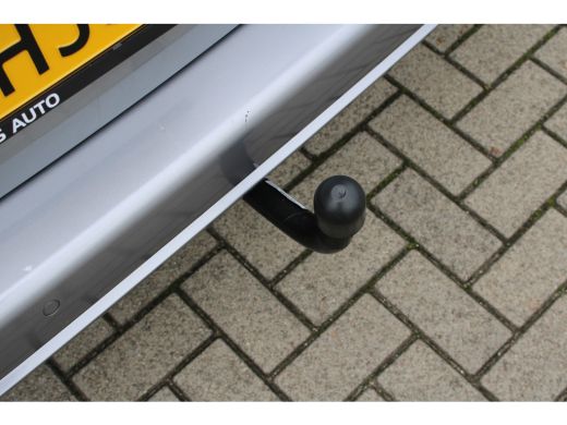 Opel Combo-e 50kWh 136 PK | NAVI | TREKHAAK | CAMERA | CARPLAY | 5,9% RENTE FINANCIAL LEASE! ActivLease financial lease