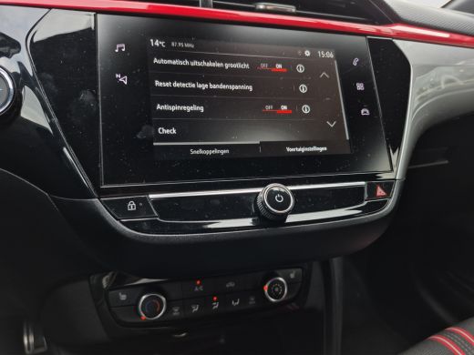 Opel Corsa 1.2 GS Line Keyless entry | Camera | Carplay/Android Auto | Parkeersensoren | Dodehoek detectie | ActivLease financial lease