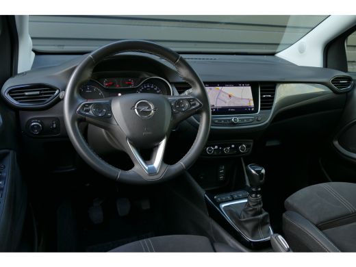 Opel Crossland 1.2 TURBO 110PK ULTIMATE / NAVI / ALCANTARA / LED / PDC / CLIMA / 17"LMV / CAMERA / AGR / KEYLESS... ActivLease financial lease