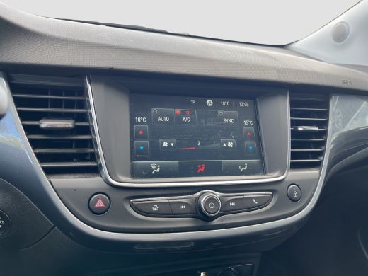 Opel Crossland X 1.2 Turbo Innovation Camera | Climate control | Parkeersensoren | LED | Comfortstoelen ActivLease financial lease