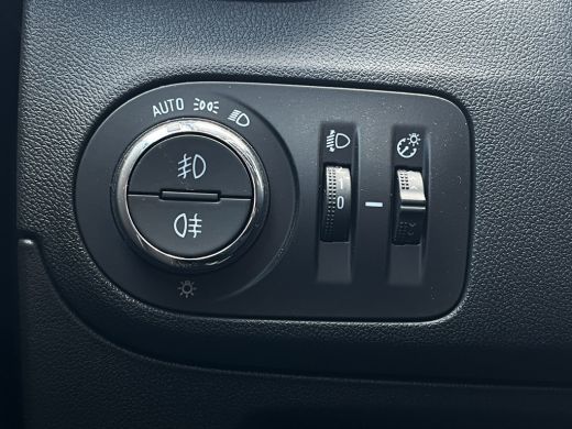 Opel Crossland X 1.2 Turbo Innovation Camera | Climate control | Parkeersensoren | LED | Comfortstoelen ActivLease financial lease
