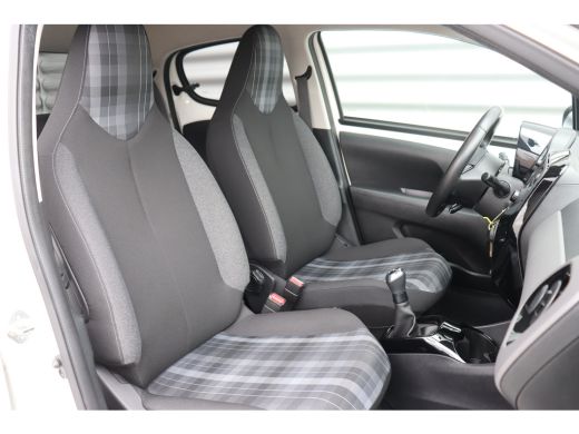 Peugeot 108 1.0 E-VTI 72PK 5-DRS STYLE / AIRCO / LED / BLUETOOTH / PACK PREMIUM / NIEUWSTAAT !! ActivLease financial lease