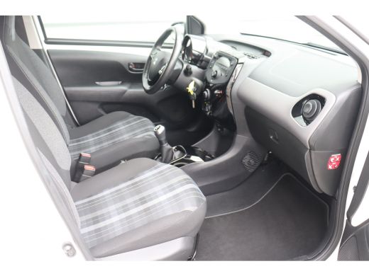 Peugeot 108 1.0 E-VTI 72PK 5-DRS STYLE / AIRCO / LED / BLUETOOTH / PACK PREMIUM / NIEUWSTAAT !! ActivLease financial lease