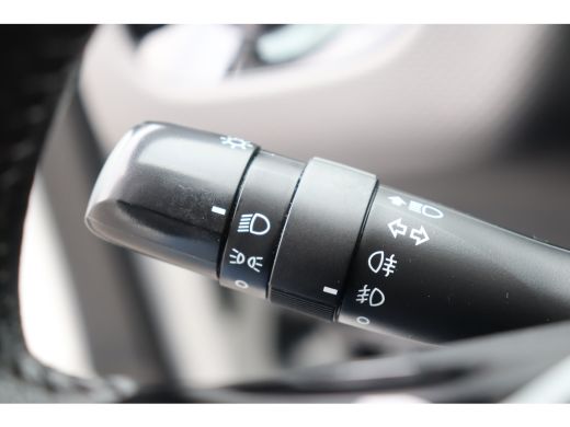Peugeot 108 1.0 E-VTI 72PK 5-DRS STYLE / AIRCO / LED / BLUETOOTH / PACK PREMIUM / NIEUWSTAAT !! ActivLease financial lease