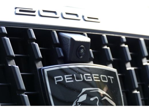 Peugeot 2008 1.2 PURETECH 130PK GT PACK AUTOMAAT / NAVI / ALCANATARA / PDC / CLIMA / 17"LMV / CAMERA V+A / KEY... ActivLease financial lease