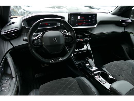 Peugeot 2008 1.2 PURETECH 130PK GT PACK AUTOMAAT / NAVI / ALCANTARA / CLIMA / PDC / 18"LMV / CAMERA / KEYLESS ... ActivLease financial lease