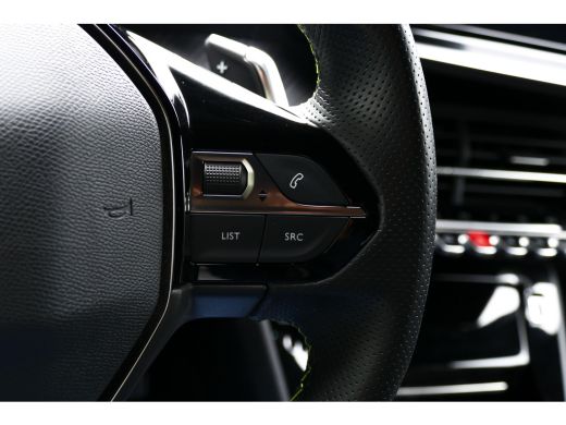 Peugeot 2008 1.2 PURETECH 130PK GT PACK AUTOMAAT / NAVI / ALCANTARA / CLIMA / PDC / 18"LMV / CAMERA / KEYLESS ... ActivLease financial lease