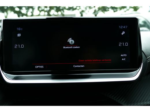 Peugeot 2008 1.2 PURETECH 130PK GT PACK AUTOMAAT / NAVI / ALCANTARA / CLIMA / PDC / 18"LMV / CAMERA / KEYLESS ... ActivLease financial lease