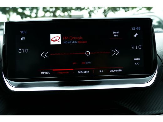 Peugeot 2008 1.2 PURETECH 130PK GT PACK AUTOMAAT / NAVI / ALCANTARA / CLIMA / PDC / 18"LMV / CAMERA / KEYLESS ... ActivLease financial lease