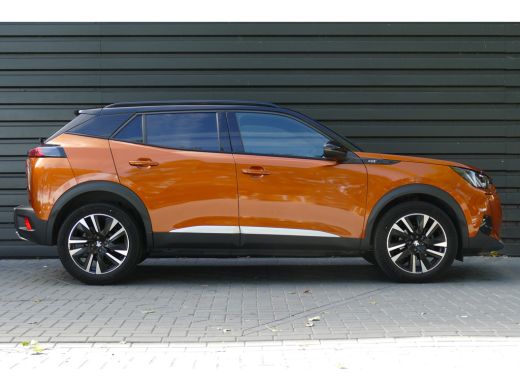 Peugeot 2008 1.2 PURETECH 130PK GT PACK AUTOMAAT / NAVI / ALCANTARA / CLIMA / PDC / 18"LMV / CAMERA / KEYLESS ... ActivLease financial lease