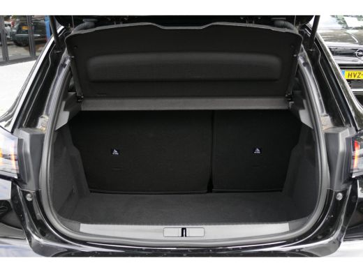 Peugeot 208 1.2 PURETECH 100PK 5-DRS ALLURE PACK / NAVI / LED / CLIMA / PDC / 16"LMV / CAMERA / KEYLESS / WIN... ActivLease financial lease