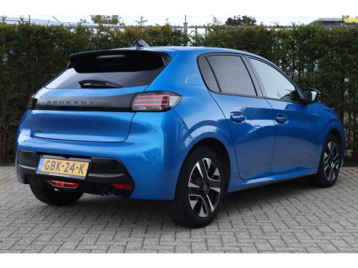 Peugeot 208 1.2 Turbo 100 Allure | Cruise Control | Navigatie | Carplay | Camera | LMV | Airco | Sensoren ActivLease financial lease