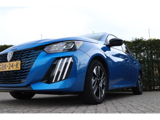 Peugeot 208 1.2 Turbo 100 Allure | Cruise Control | Navigatie | Carplay | Camera | LMV | Airco | Sensoren ActivLease financial lease