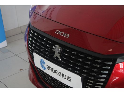 Peugeot 208 1.2 Turbo 100-PK EAT8 Allure Pack AUTOMAAT | NAVI | PDC | LMV | CLIMATE CONTROL | CARPLAY ActivLease financial lease