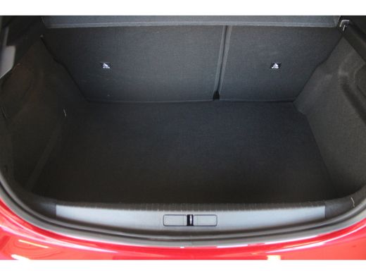 Peugeot 208 1.2 Turbo 100-PK EAT8 Allure Pack AUTOMAAT | NAVI | PDC | LMV | CLIMATE CONTROL | CARPLAY ActivLease financial lease