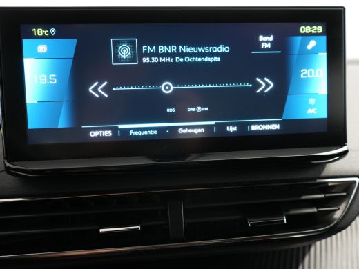 Peugeot 3008 1.6 HYbrid 225 Allure Pack Business | Achteruitrijcamera | Armsteun voor | Binnenspiegel automati... ActivLease financial lease