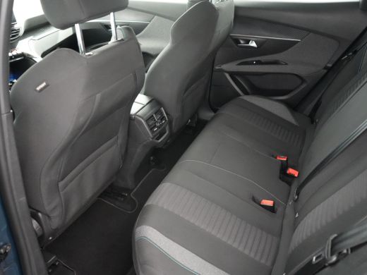 Peugeot 3008 1.6 HYbrid 225 Allure Pack Business | Achteruitrijcamera | Armsteun voor | Binnenspiegel automati... ActivLease financial lease