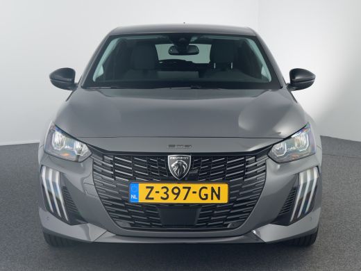 Peugeot e-208 EV Allure 51 kWh - 46 KM ! | 11 kW lader | Achterbank in delen neerklapbaar | Apple Carplay/Andro... ActivLease financial lease