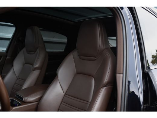 Porsche Cayenne 3.0 E-Hybrid 462pk SportDesign | ACC | Head-Up | Bose | Trekhaak wegk. | Panoramadak | 360 Camera | ActivLease financial lease