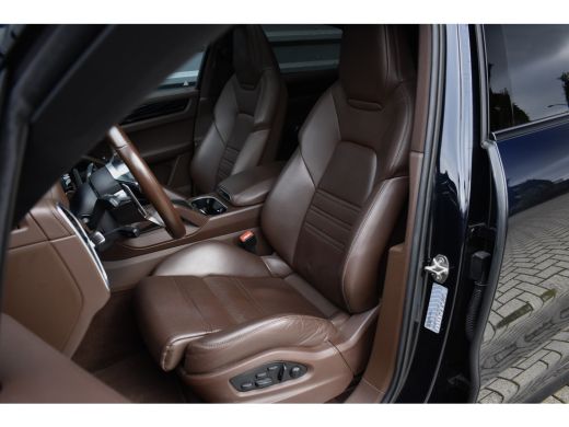 Porsche Cayenne 3.0 E-Hybrid 462pk SportDesign | ACC | Head-Up | Bose | Trekhaak wegk. | Panoramadak | 360 Camera | ActivLease financial lease