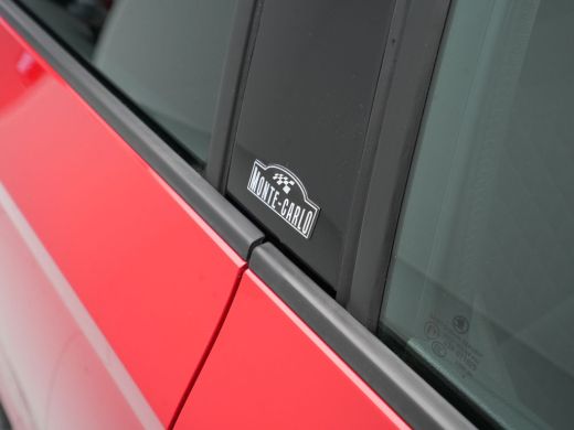 Skoda Fabia Combi 1.0 TSI 110pk DSG Monte Carlo Navigatie Stoelverwarming Clima Led 235 ActivLease financial lease