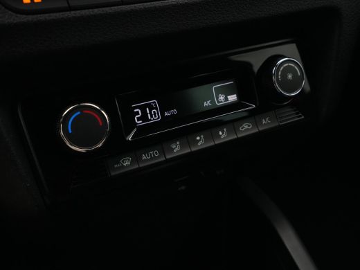 Skoda Fabia Combi 1.0 TSI 110pk DSG Monte Carlo Navigatie Stoelverwarming Clima Led 235 ActivLease financial lease