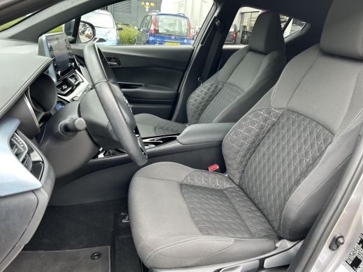 Toyota C-HR 2.0 Hybrid Dynamic (Navigatie - Parkeersensoren V+A) ActivLease financial lease