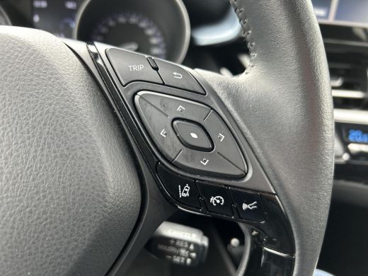 Toyota C-HR 2.0 Hybrid Dynamic (Navigatie - Parkeersensoren V+A) ActivLease financial lease