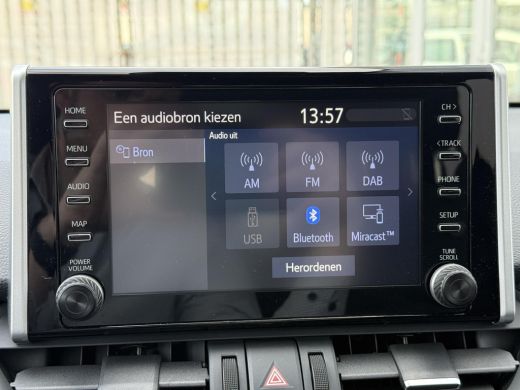 Toyota RAV4 2.5 Plug-in Hybrid AWD Dynamic **STOELVERWARMING/ ELEKTRISCHE STOEL/ APPLE CARPLAY/ ELEKTRISCHE A... ActivLease financial lease