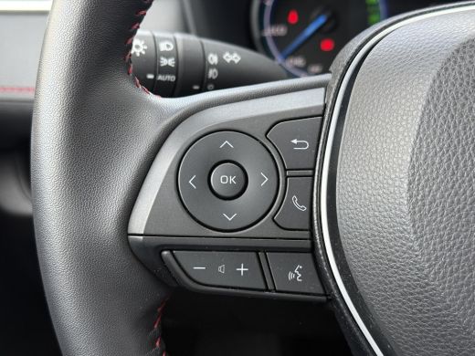 Toyota RAV4 2.5 Plug-in Hybrid AWD Dynamic **STOELVERWARMING/ ELEKTRISCHE STOEL/ APPLE CARPLAY/ ELEKTRISCHE A... ActivLease financial lease