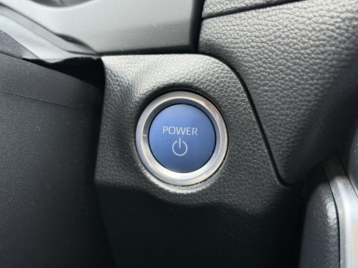 Toyota RAV4 2.5 Plug-in Hybrid AWD Dynamic **STOELVERWARMING/ ELEKTRISCHE STOEL/ APPLE CARPLAY/ ELEKTRISCHE A... ActivLease financial lease