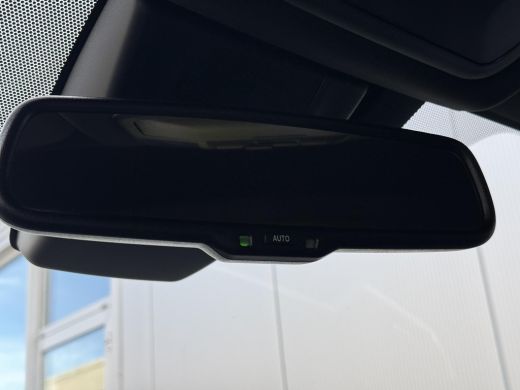 Toyota RAV4 2.5 Plug-in Hybrid AWD Dynamic **STOELVERWARMING/ ELEKTRISCHE STOEL/ APPLE CARPLAY/ ELEKTRISCHE A... ActivLease financial lease