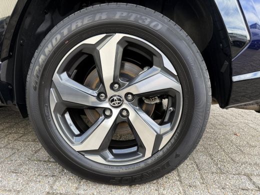 Toyota RAV4 2.5 Plug-in Hybrid AWD Dynamic **STOELVERWARMING/ ELEKTRISCHE STOEL/ APPLE CARPLAY/ ELEKTRISCHE A... ActivLease financial lease