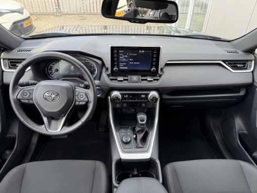 Toyota RAV4 2.5 Plug-in Hybrid AWD Dynamic **STOELVERWARMING/ ELEKTRISCHE STOEL/ APPLE CARPLAY/ ELEKTRISCHE A... ActivLease financial lease