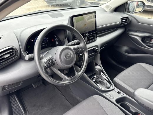 Toyota Yaris 1.5 Hybrid 115 Dynamic First Edition **NAVIGATIE/ KEYLESS/ ADAPTIEF CRUISE CONTROL/ 36 MAANDEN GA... ActivLease financial lease