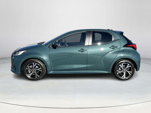 Toyota Yaris 1.5 Hybrid 115 Dynamic **NIEUWE AUTO/ COMFORT PACK/ FORREST GREEN/ BINNENKORT LEVERBAAR** ActivLease financial lease