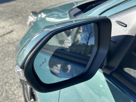 Toyota Yaris 1.5 Hybrid 115 Dynamic **NIEUWE AUTO/ COMFORT PACK/ FORREST GREEN/ BINNENKORT LEVERBAAR** ActivLease financial lease