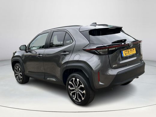 Toyota Yaris Cross 1.5 Hybrid 115 First Edition | Dode hoek waarschuwing | Parkeersensoren | Stoel- + stuurverwarmin... ActivLease financial lease