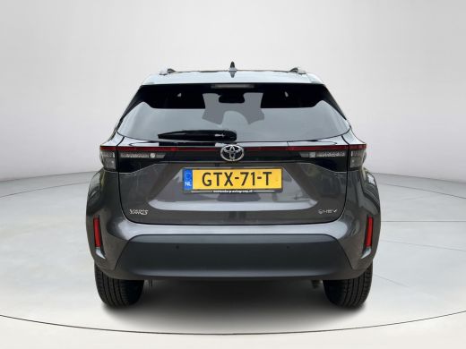 Toyota Yaris Cross 1.5 Hybrid 115 First Edition | Dode hoek waarschuwing | Parkeersensoren | Stoel- + stuurverwarmin... ActivLease financial lease