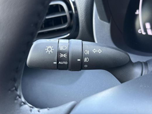 Toyota Yaris Cross 1.5 Hybrid 130 Dynamic **NIEUWE AUTO/ FOREST GREEN/ BINNENKORT LEVERBAAR** ActivLease financial lease