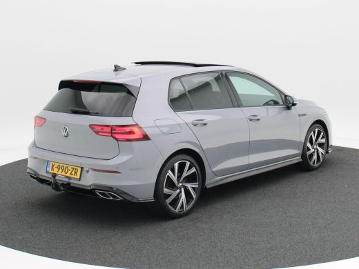 Volkswagen Golf 1.5 TSi 150 Pk R-Line | Panoramadak | Trekhaak | Camera | Full LED | Stoel Verwarming | Adaptive ... ActivLease financial lease