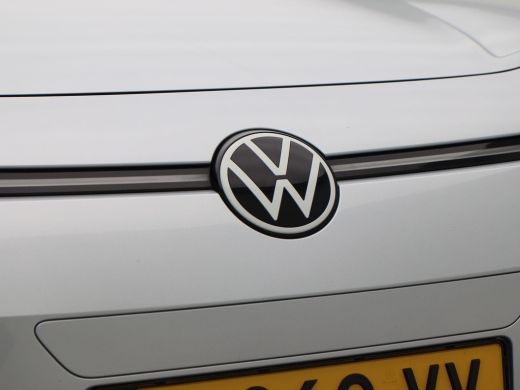 Volkswagen ID.3 Pro 58 kWh | Adaptive Cruise | Camera | Carplay | Stoel Verwarming | Parkeersensoren | Privacy Gl... ActivLease financial lease