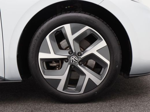 Volkswagen ID.3 Pro 58 kWh | Adaptive Cruise | Camera | Carplay | Stoel Verwarming | Parkeersensoren | Privacy Gl... ActivLease financial lease