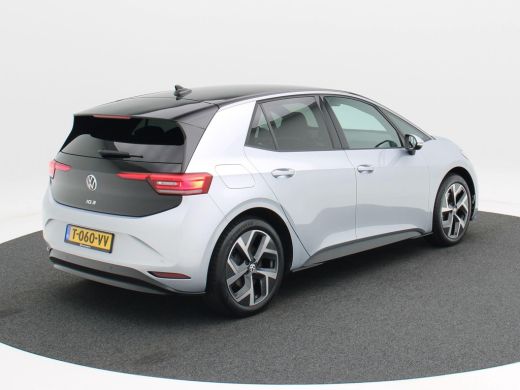 Volkswagen ID.3 Pro 58 kWh | Adaptive Cruise | Camera | Carplay | Stoel Verwarming | Parkeersensoren | Privacy Gl... ActivLease financial lease