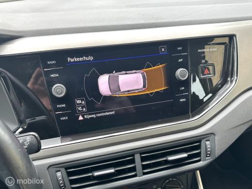 Volkswagen Polo 1.0 TSI 95PK DSG AUTOMAAT COMFORTLINE FACELIFT MODEL AIRCO STOELVERWARMING CARPLAY KEURIGE AUTO!! ActivLease financial lease