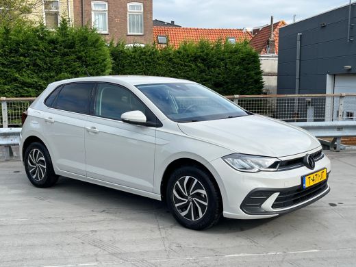 Volkswagen Polo 1.0 TSI Life | Camera achter | Getint glas | Navigatie | Apple Carplay | Airco | ACC | ActivLease financial lease